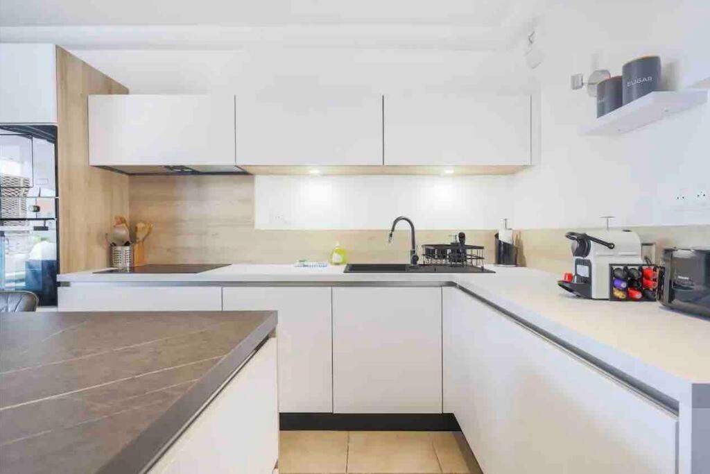 Logement Moderne Luxueux Parking Ac Cote De La Mer Nizza Kültér fotó